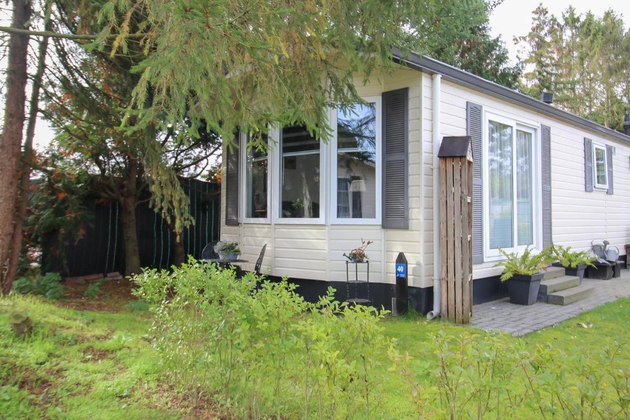 Sfeervol Chalet Op De Veluwe Putten Exteriér fotografie