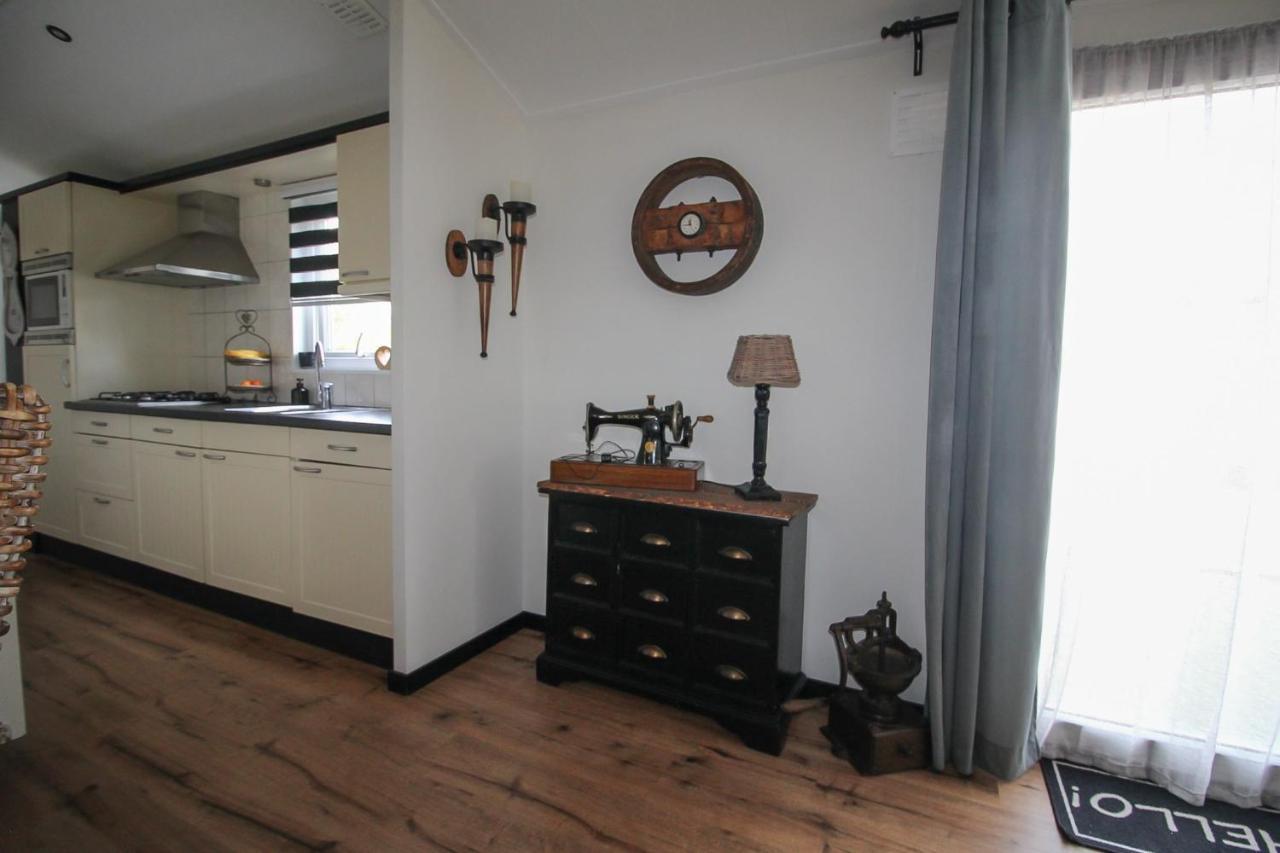 Sfeervol Chalet Op De Veluwe Putten Exteriér fotografie